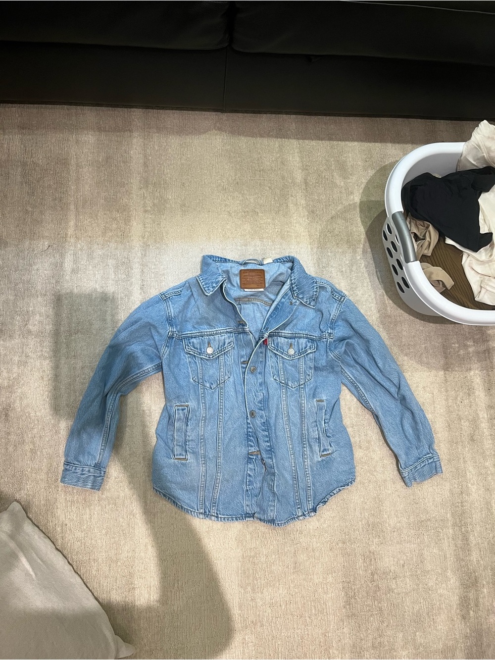 Vintage Levi’s oversized denim jacket size large